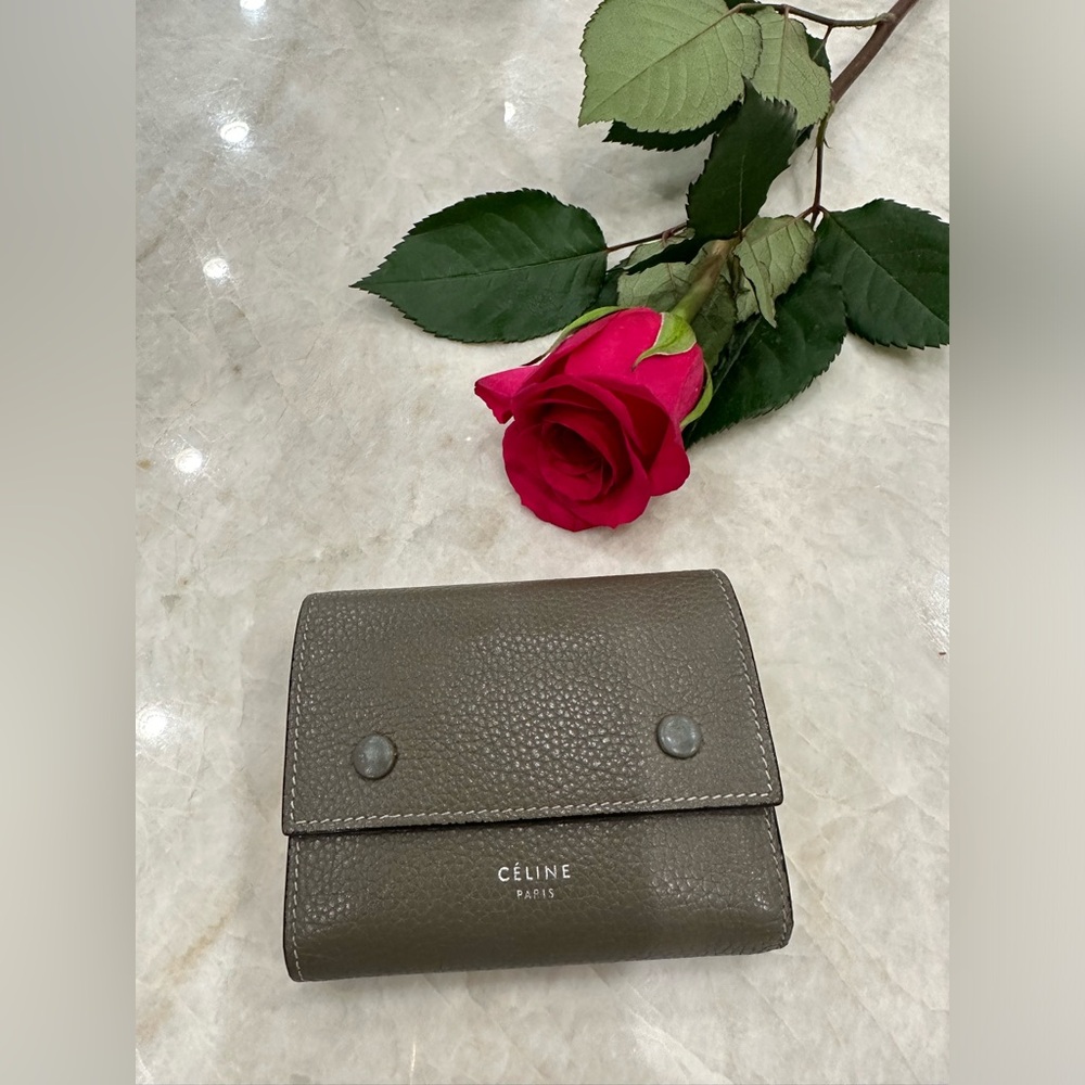Pre loved Celine,Drummed Calfskin Small Multifunction Folded wallet,grey/yellow